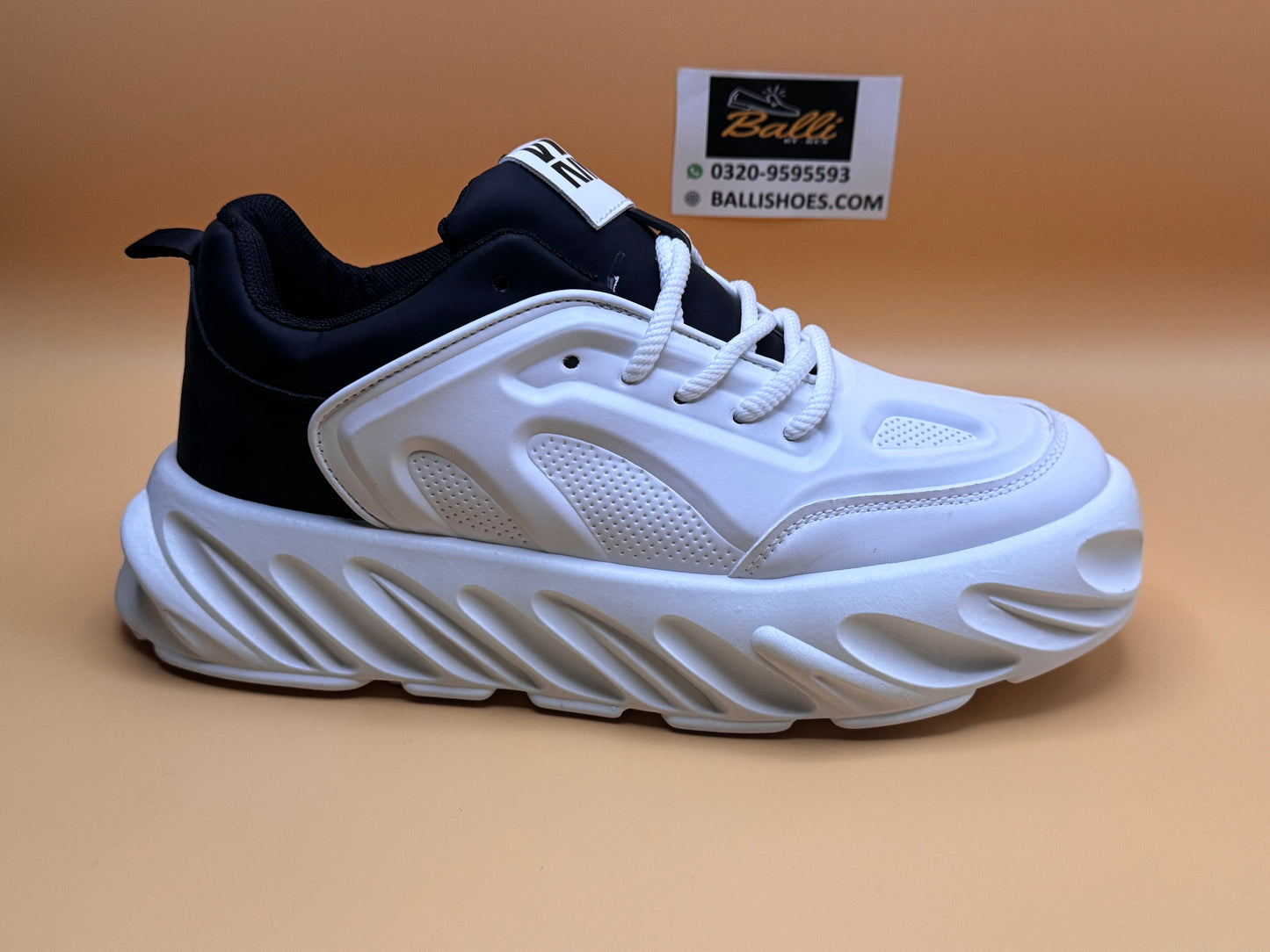 Luxury ed(Sneakers)