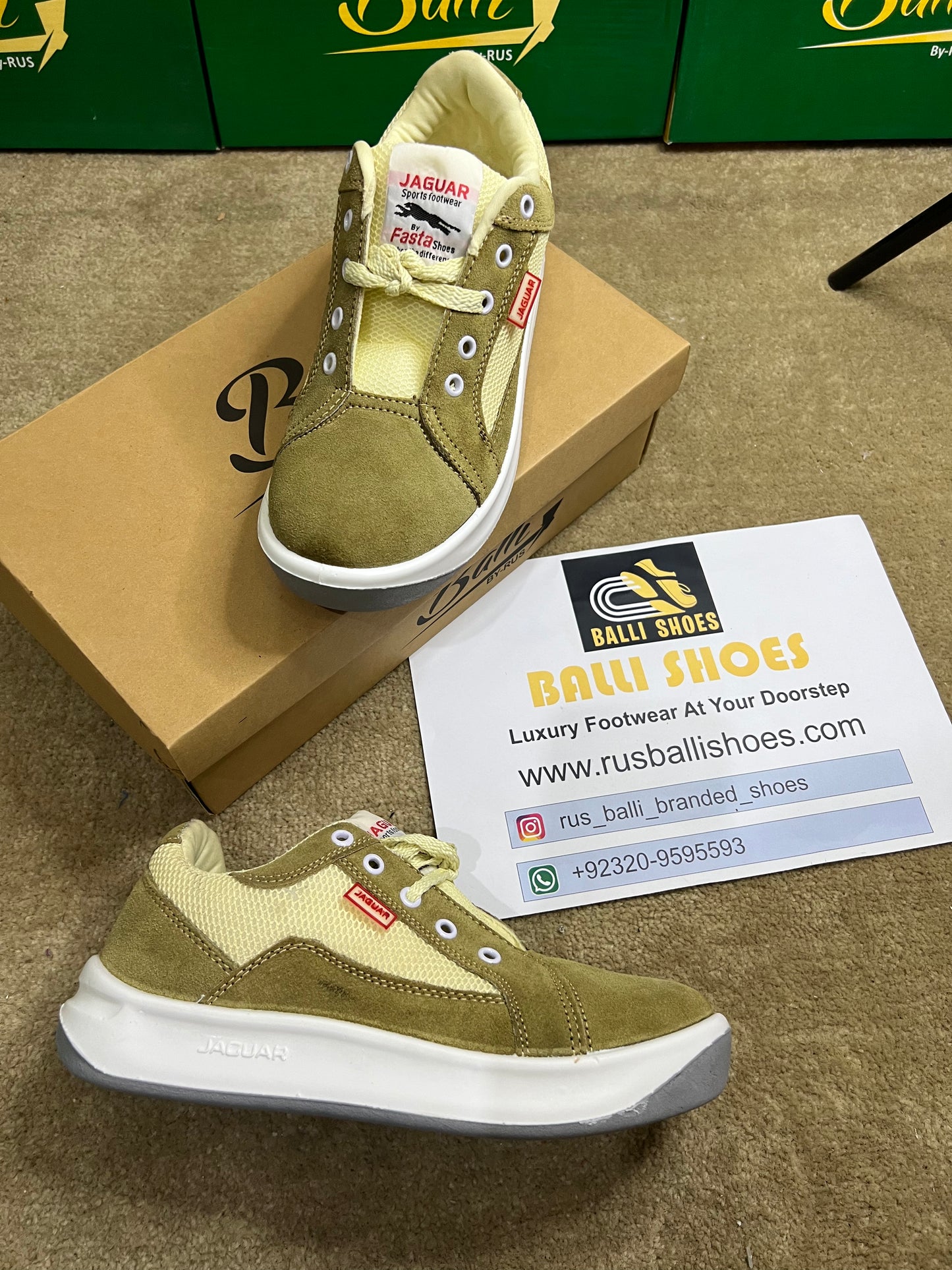 Leather joggers (Sports)