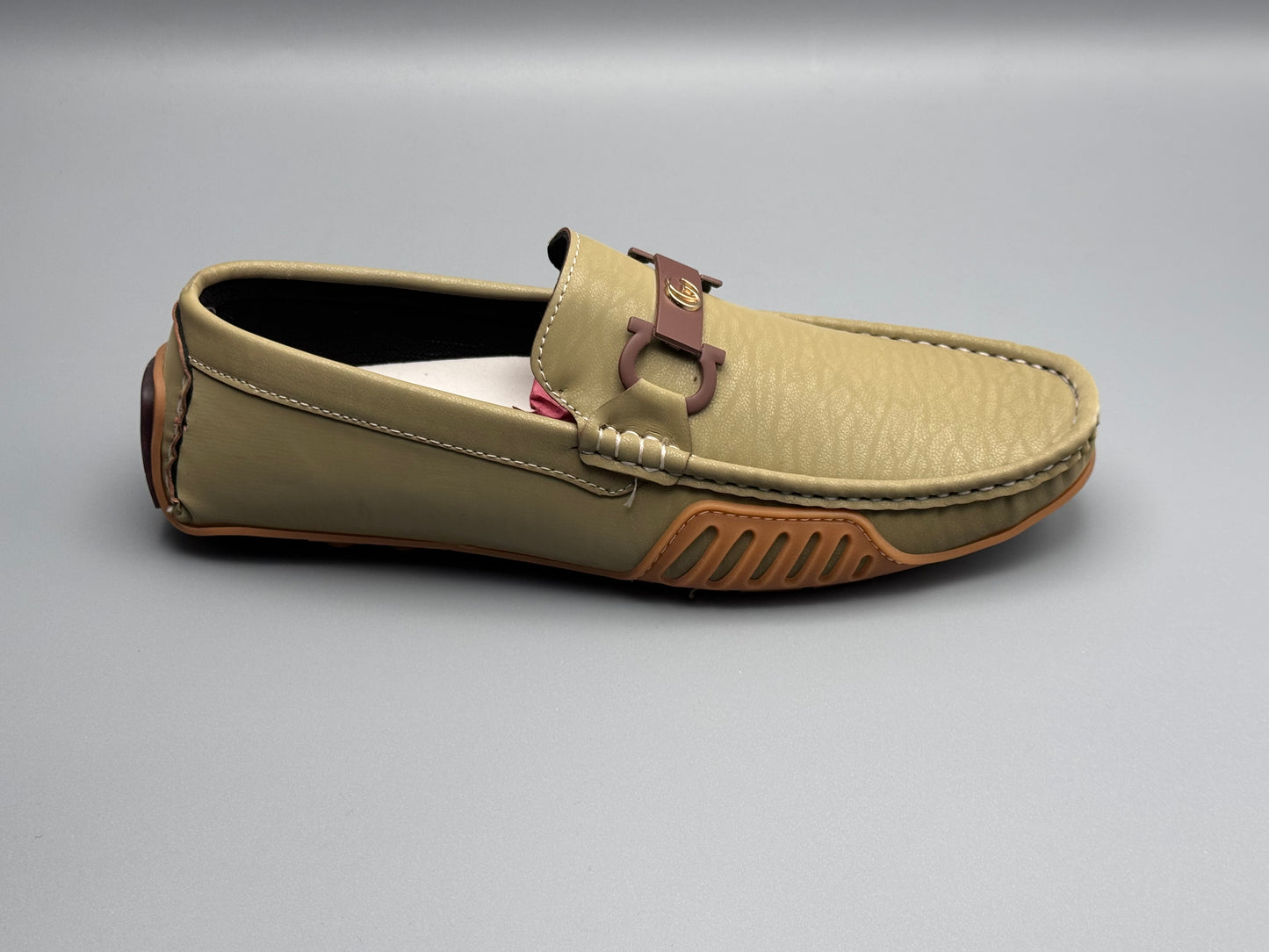 Men’s comfortable loafers