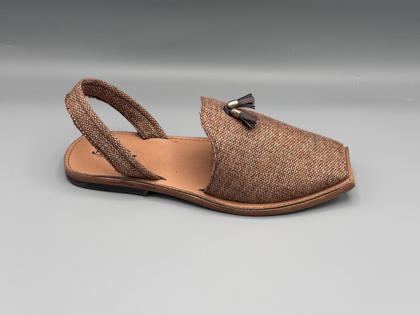 BS - Balochi chappal