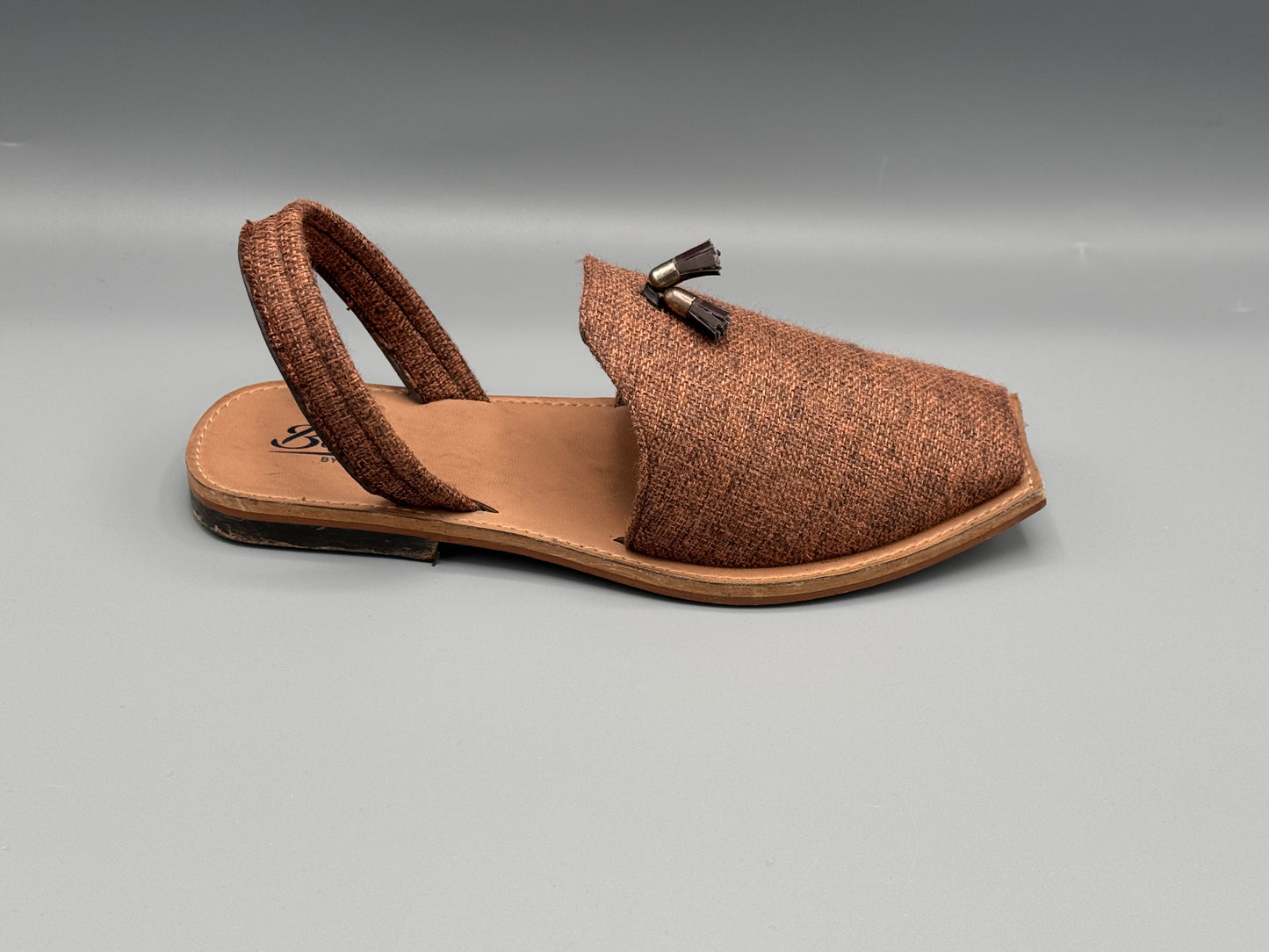 BS - Balochi chappal