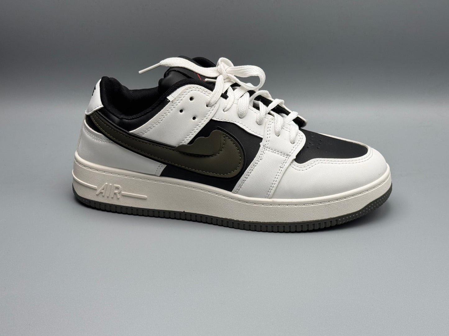 BS- Chunky Sneaks