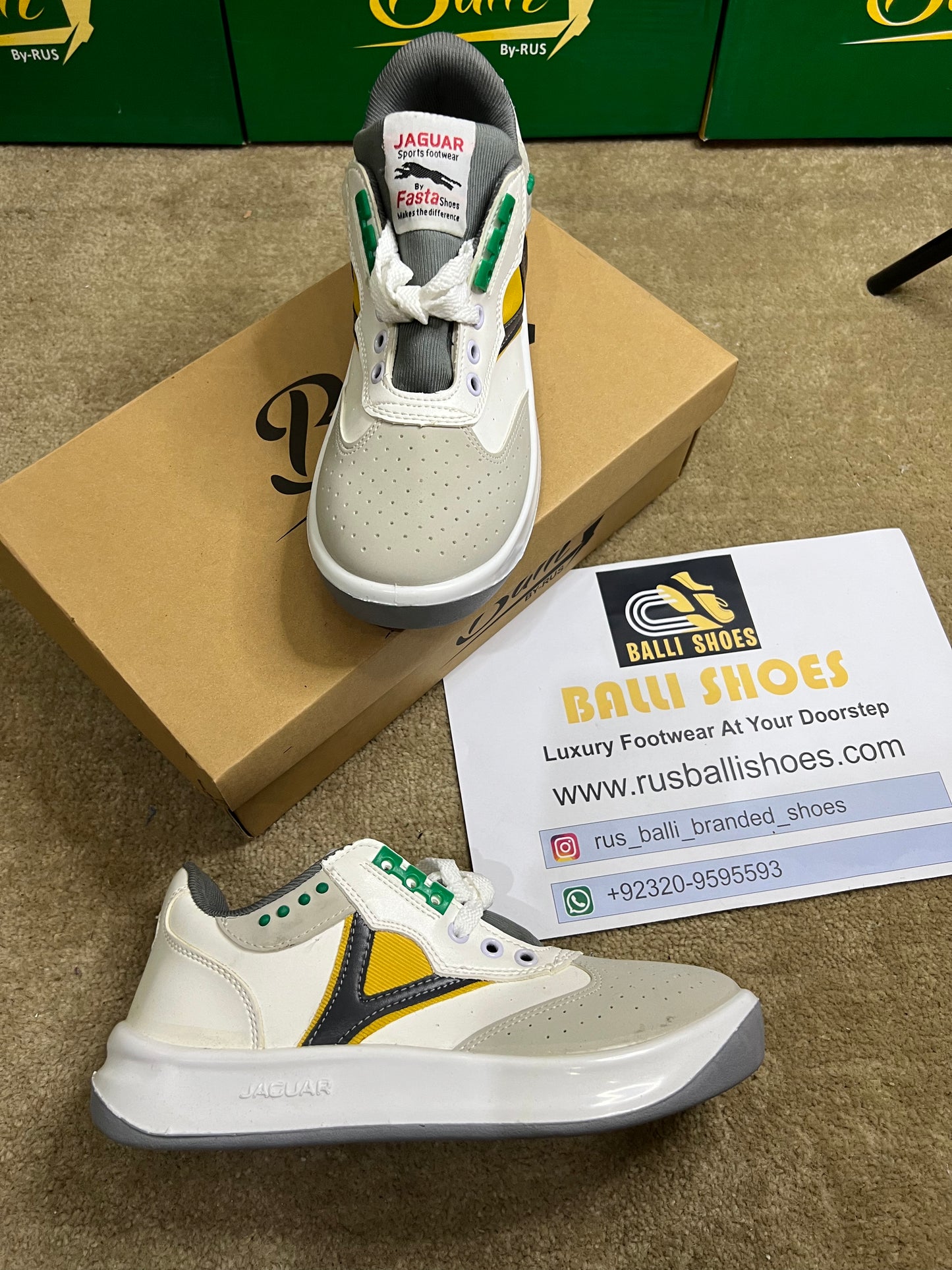 Leather joggers (Sports)