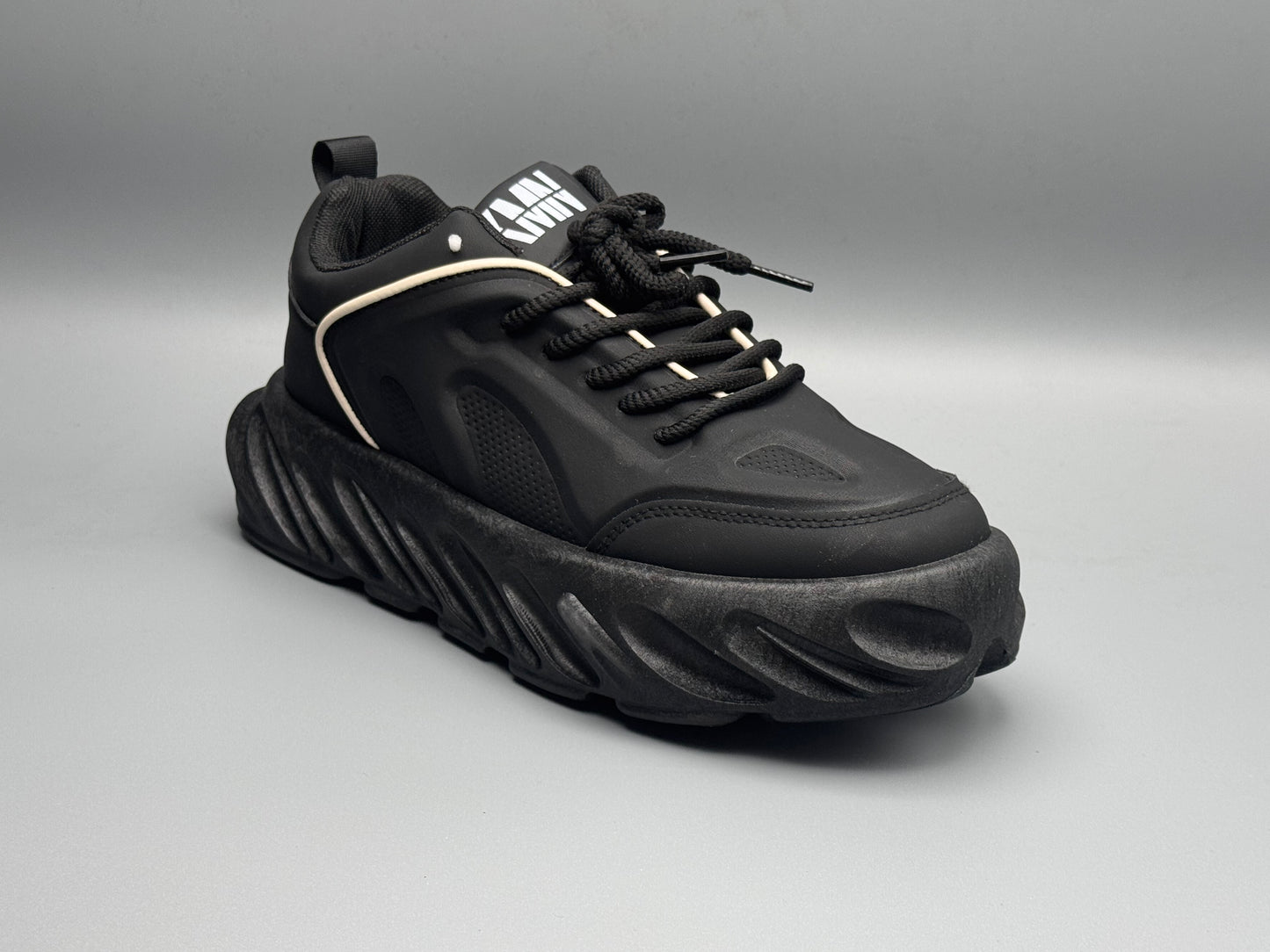 Luxury ed(Sneakers)