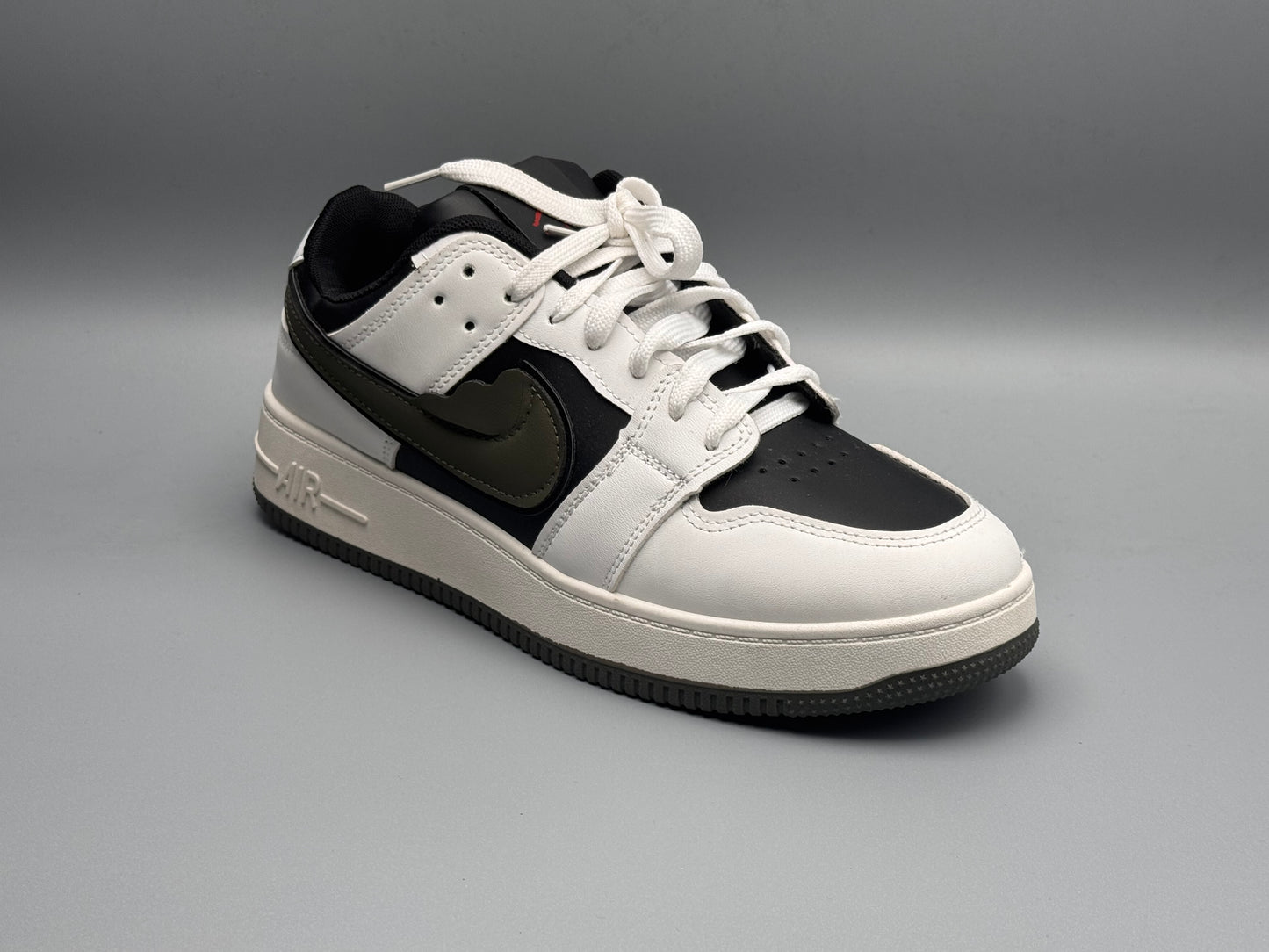 BS- Chunky Sneaks