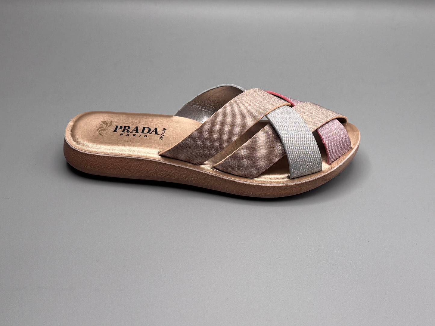 Women’s shiny Slippers