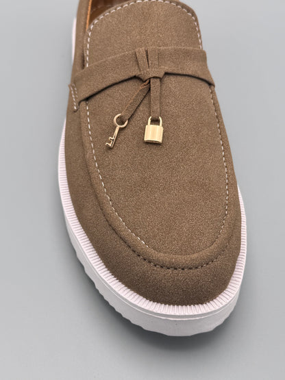 Suede shoes (lock & key)
