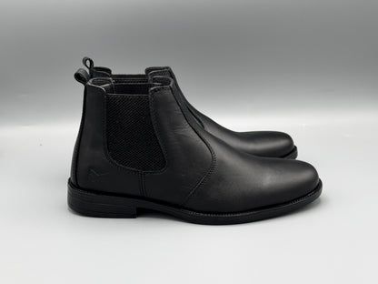 Leather chelsea boots
