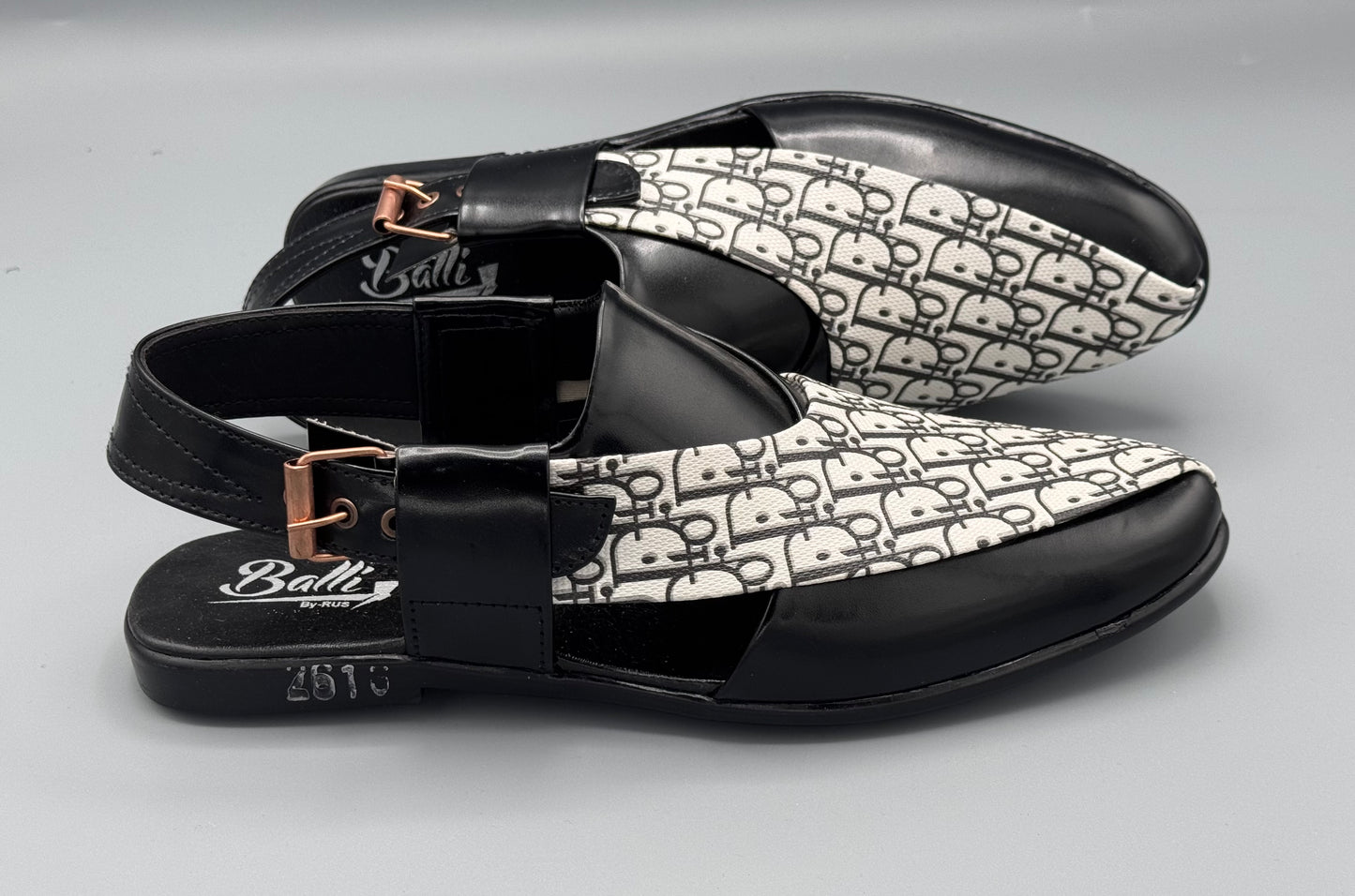 Royal chappal DG