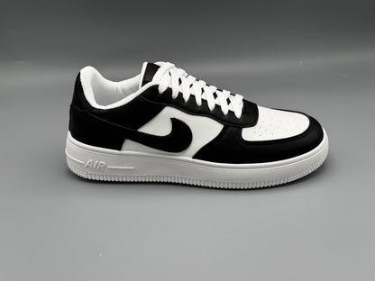 Trending chunks (sneakers) panda