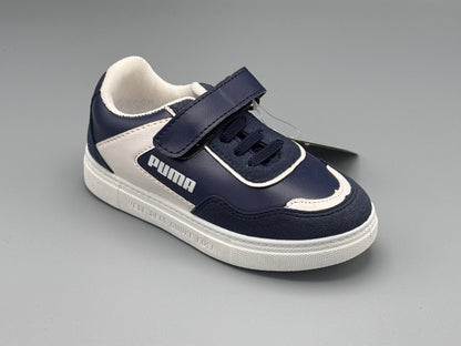 Kids sneakers