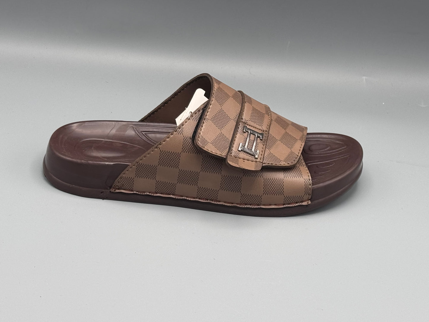 Medicated premium slipper