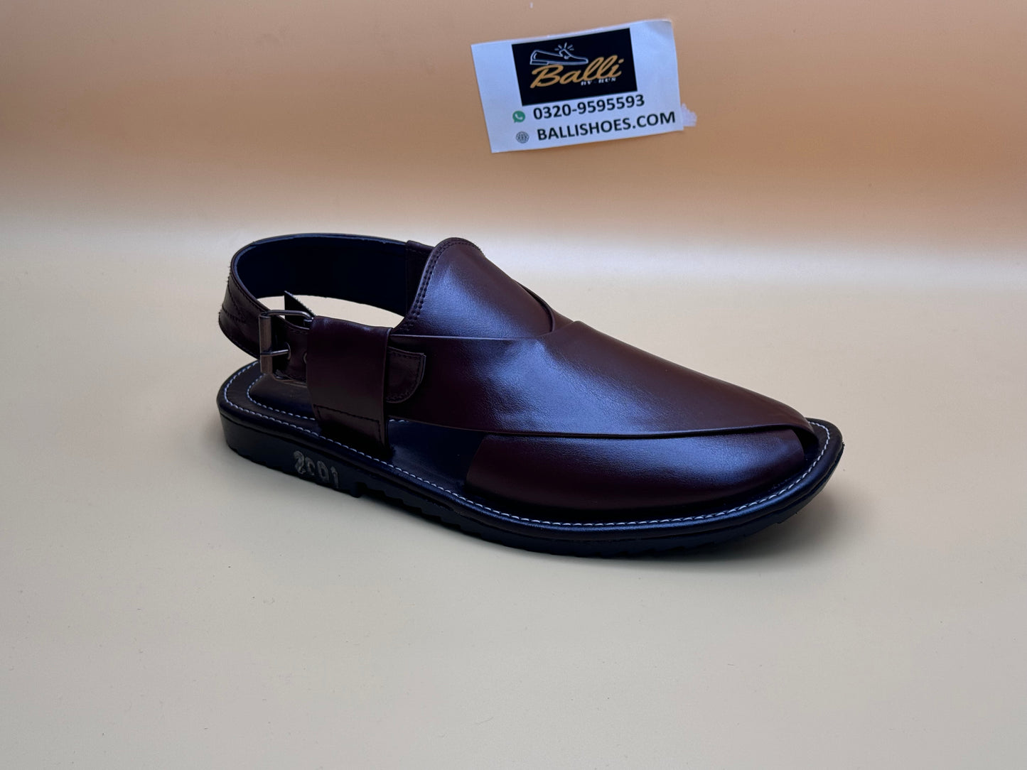 Men’s sleek chappal