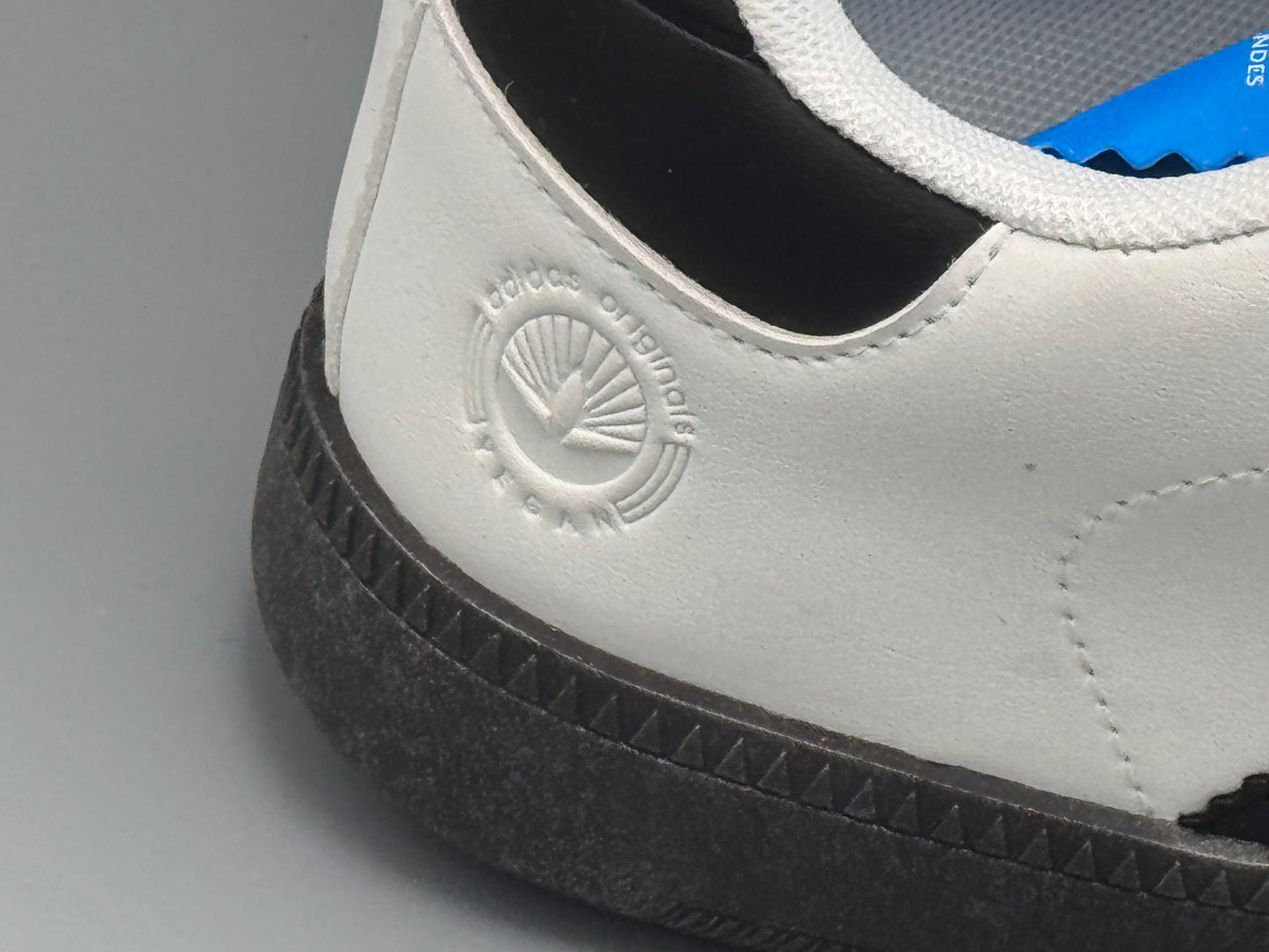 Samba vegan ed premium (white)