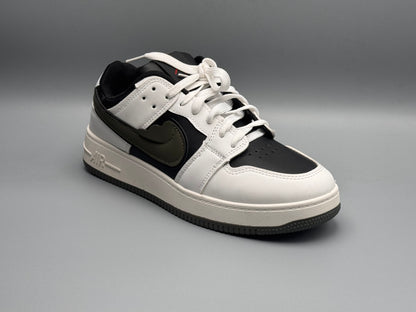 BS- Chunky Sneaks
