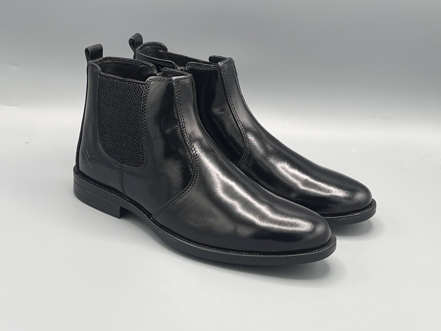 Patent leather Chelsea boots