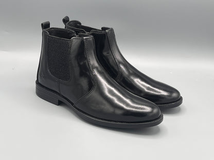 Patent leather Chelsea boots