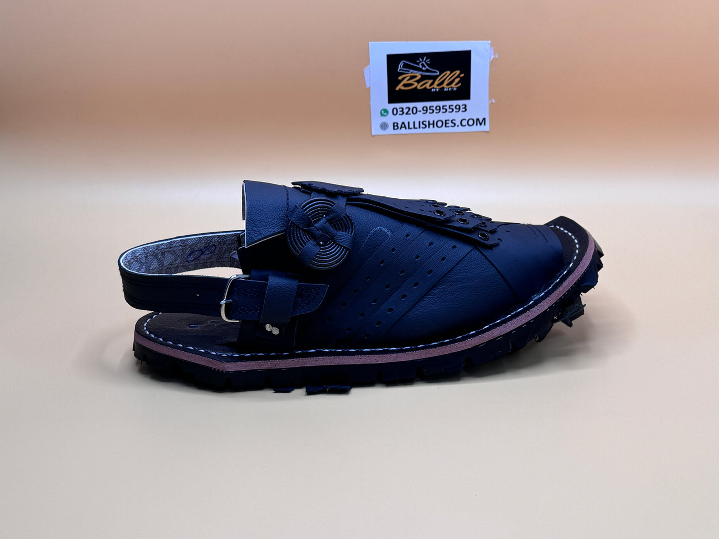 Leather tyresole chappal