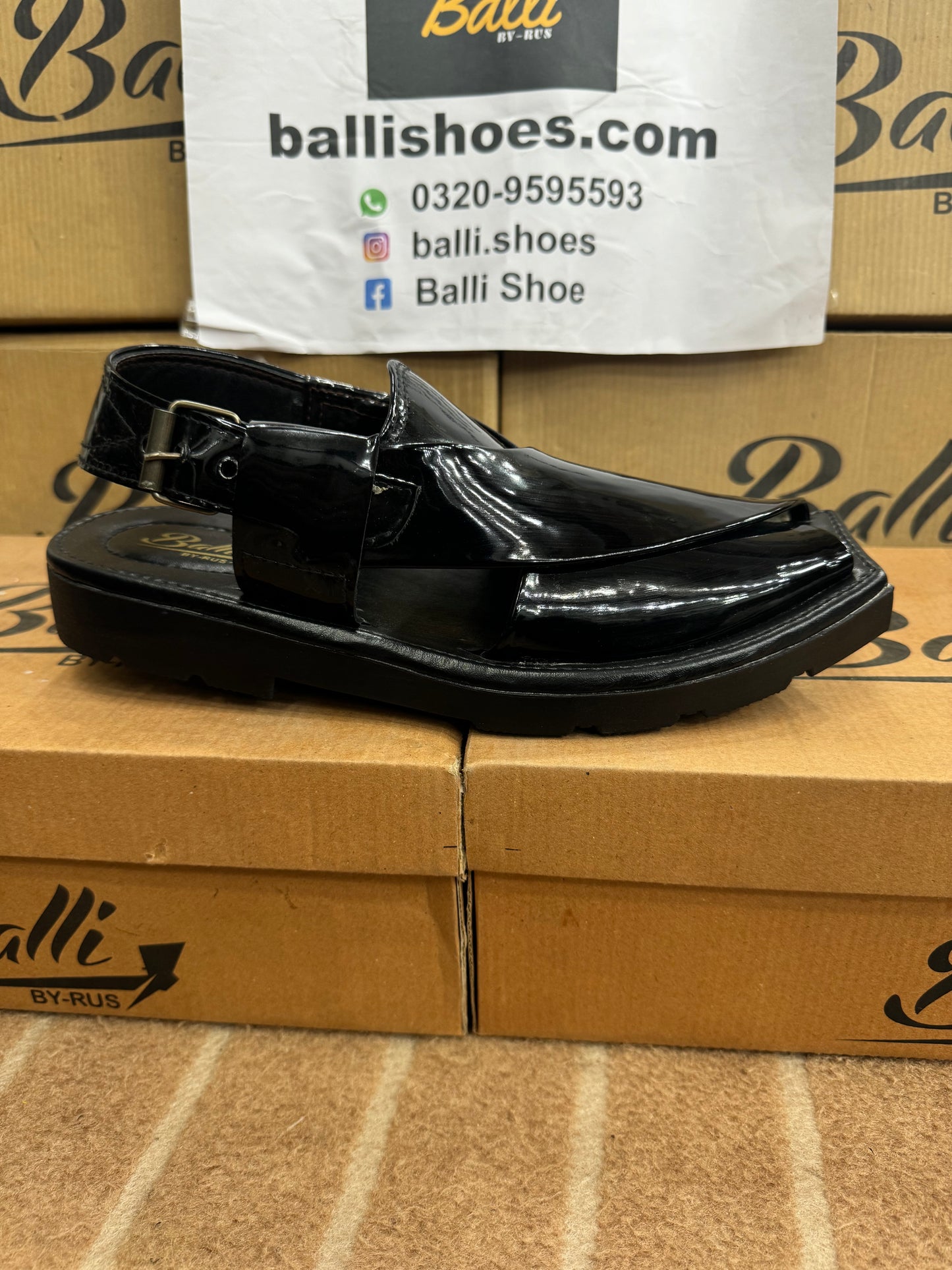 BS - Shiny Chappal