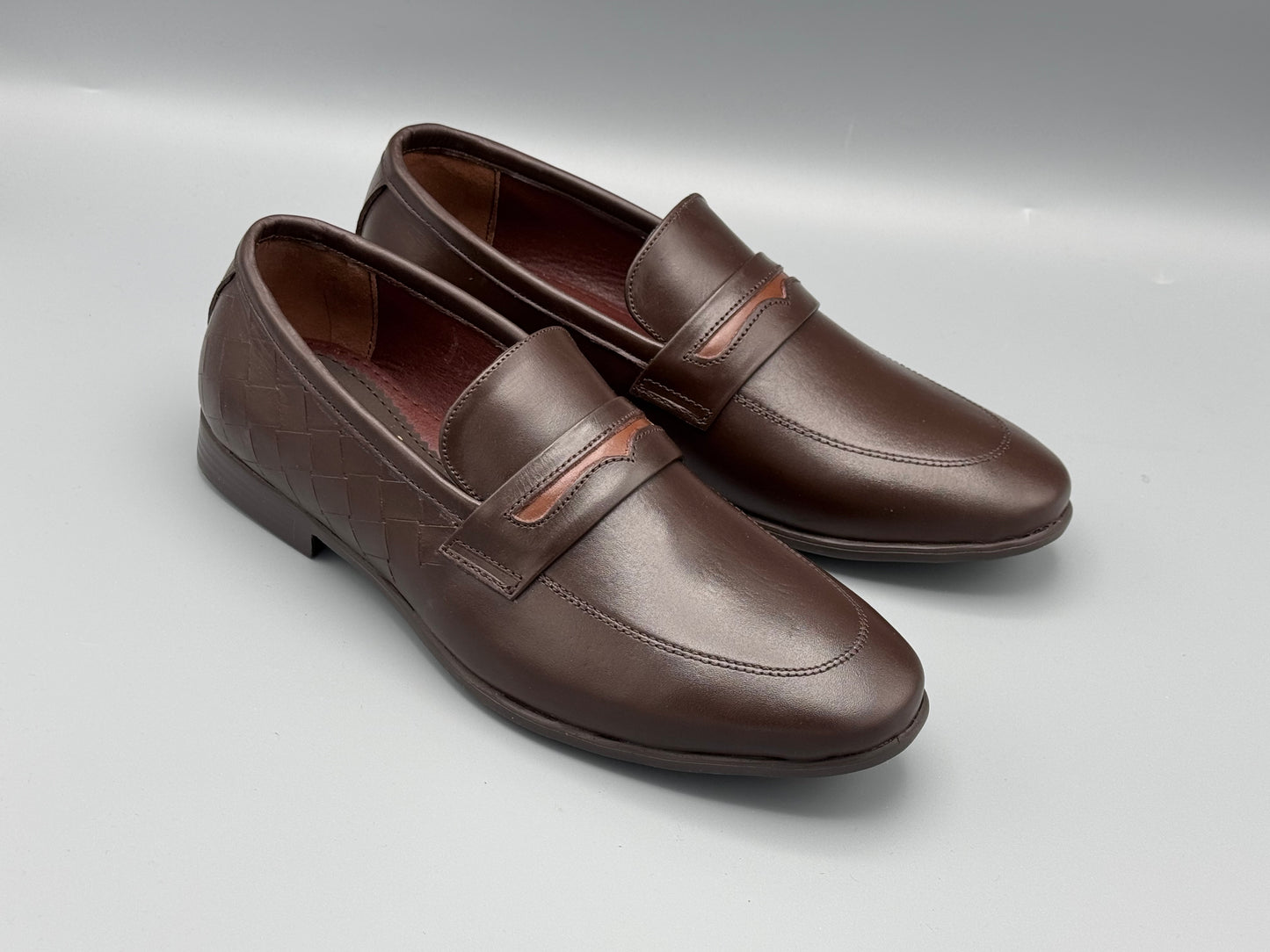 Royal leather shoes 6.0