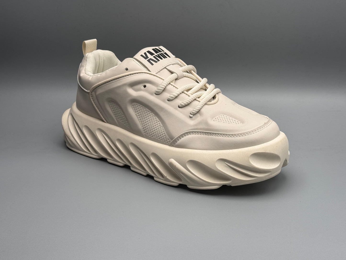Luxury ed(Sneakers) Biege