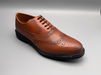Laced dress shoes (leather)